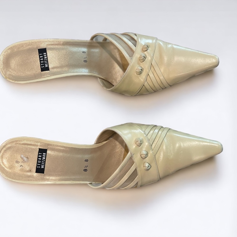 Stuart Weitzman Sz. 38.5, Pointed Cream Mules, Runs narrow, small